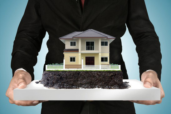 Avocat et avocate qui pourront mieux vous guider dans vos démarches avec le droit immobilier
